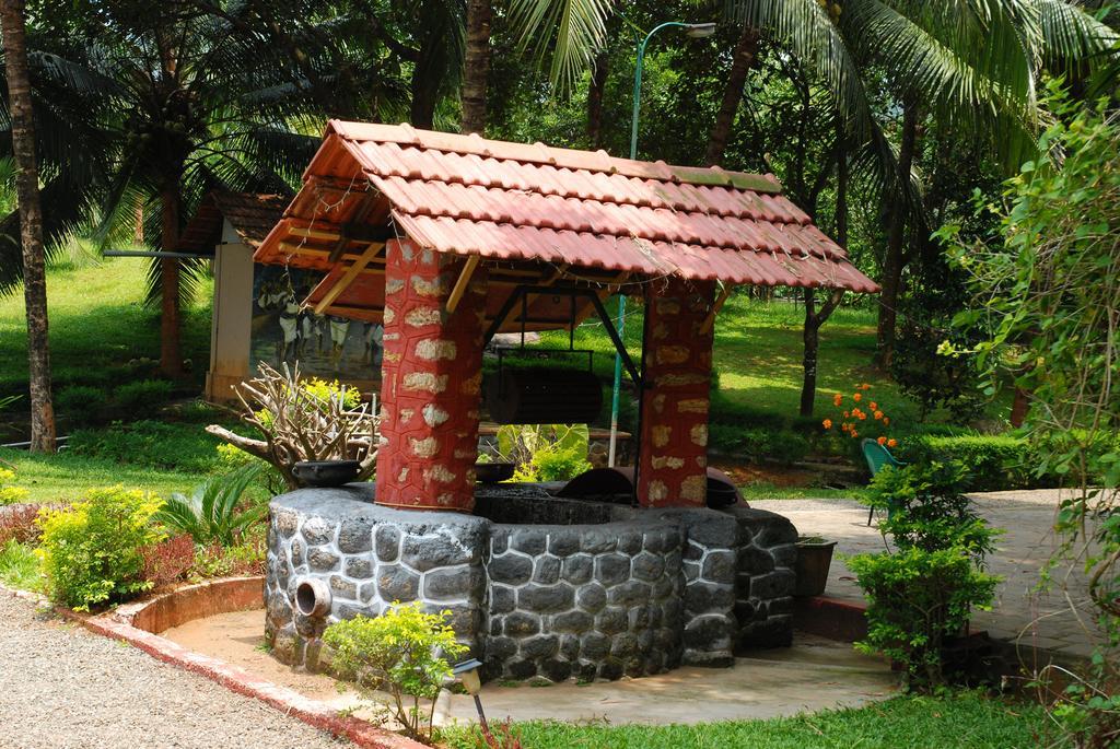 Soma Birds Lagoon Hotel Kotamangalam Luaran gambar
