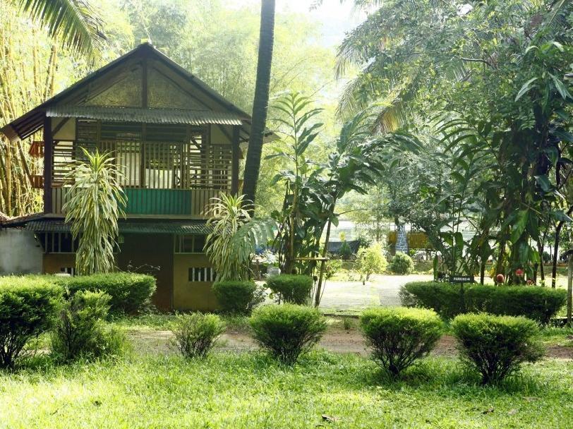 Soma Birds Lagoon Hotel Kotamangalam Luaran gambar