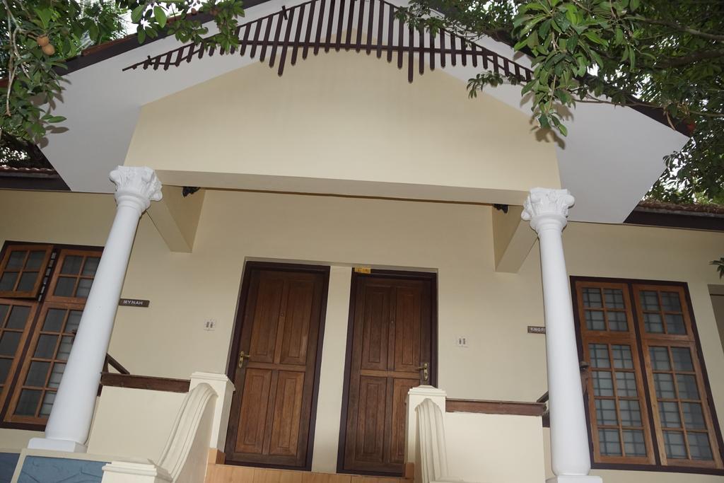 Soma Birds Lagoon Hotel Kotamangalam Luaran gambar
